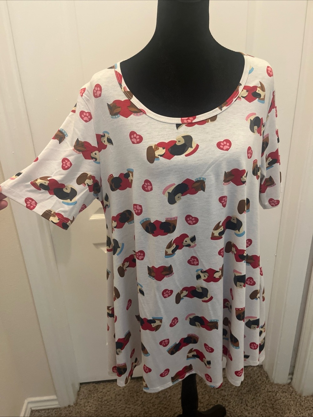 LuLaRoe White Short Sleeve Tunic Tee with Red & Brown Dog Print